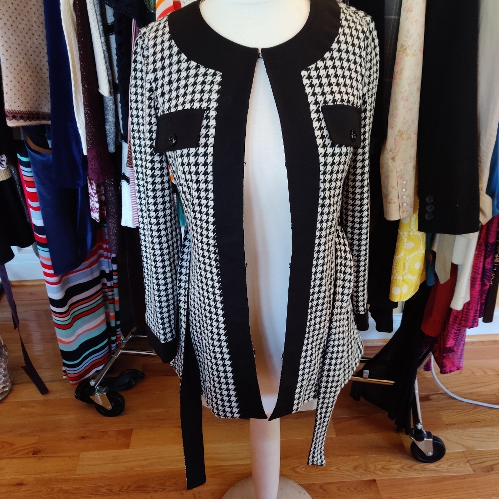 Jacket - Picture 2 of 2